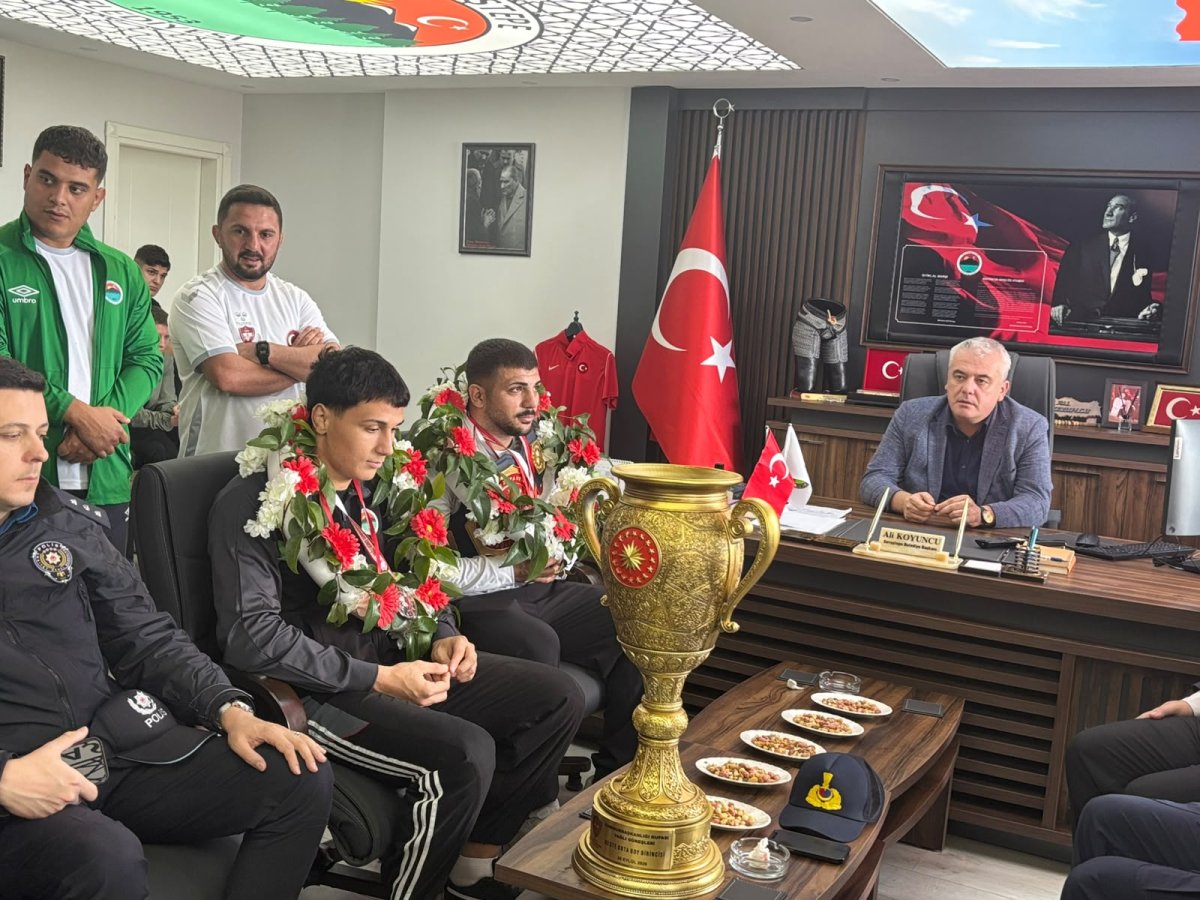 Cumhurbaşkanlığı Kupası Savaştepe’ye Geldi